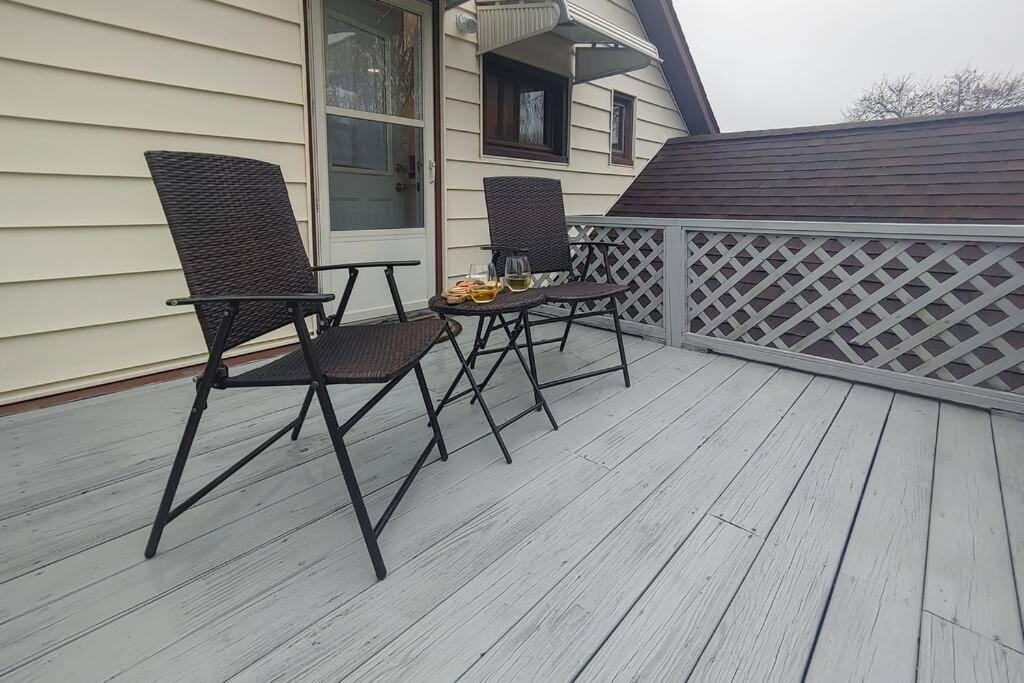 Historic W/Deck, King Bed & Air By Lake Michigan マニスティー エクステリア 写真